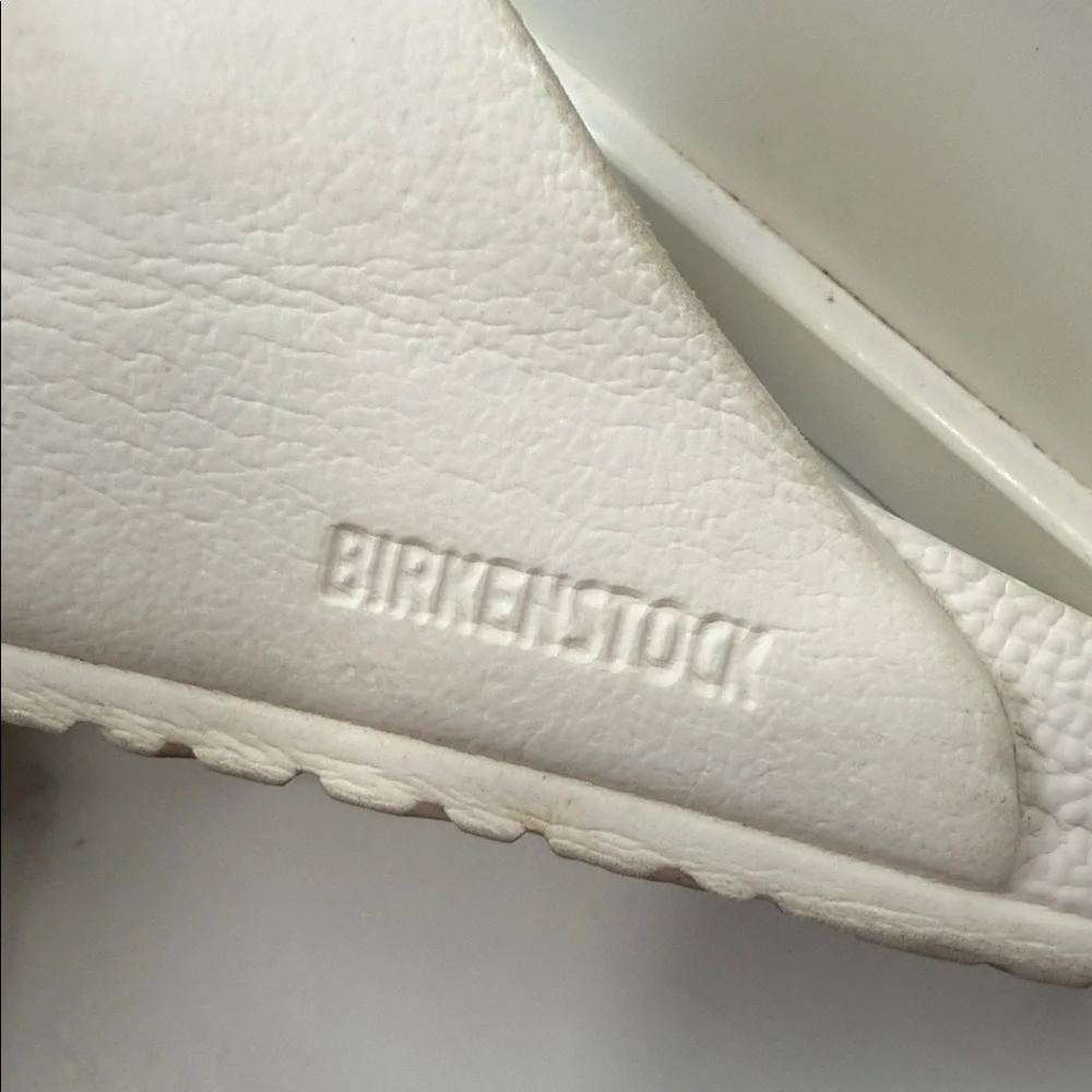Birkenstock Arizona Essentials EVA in white Kids size 31